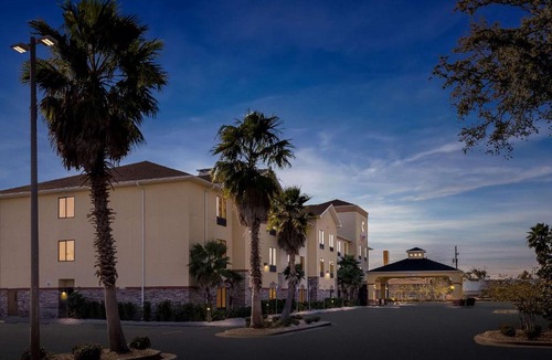 Callaway Hotel | Comfort Suites Panama City near Tyndall AFB