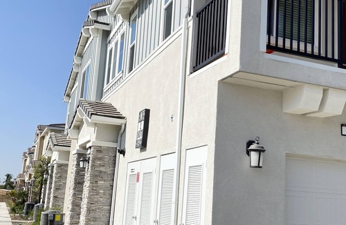 Fontana Condo | Comfort Zone Condo