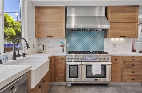 Sherman Oaks House | Comfortable Home w Pool & Hot Tub in the heart of trendy Sherman Oaks