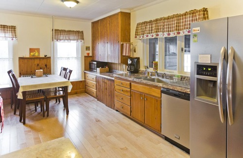Bar Harbor House | Comfortable Spacious Home Central Bar Harbor, 2 bath 5 bedroom