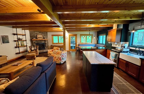 Carrabassett Valley House | Comfortable mountainside living w/large outdoor patio