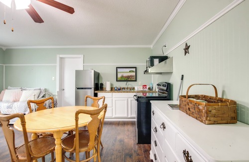 Nauvoo Apartment | Comfy, Freshly Remodeled Apt Near Nauvoo Temple