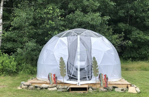 Jefferson RV Rental | ComfyDome Forest-Side Glamping