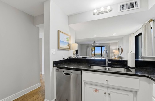 St. George Island Condo | COMPLETELY RENOVATED AND READY TO EXPERIENCE!