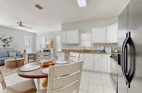 Dune Allen Beach Condo | Condo near the beach with outdoor pool, BBQ, washer/dryer, streaming, central AC