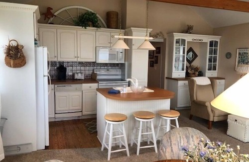Knox County Cabin | COOPERS BEACH COTTAGE - Town of Owls Head