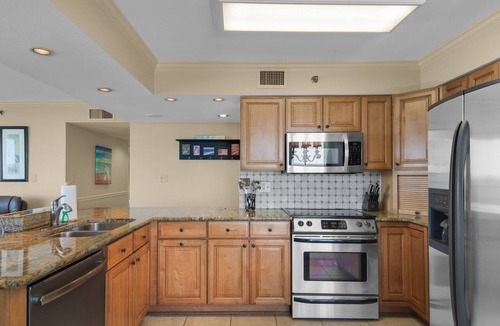 Pensacola Beach Condo | 🏖️Corner Wraparound Balcony-Walk2Beach-New UVC HVAC-Pool-3BR Tristan Towers 5A