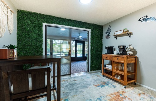 Bradenton House | ⚓Cortez Chic! Private Heated Pool home, Cinema Room⚓