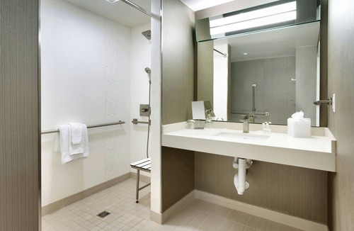 Hawthorne Hotel | Courtyard by Marriott Los Angeles LAX/Hawthorne