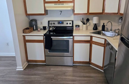 Stephens City Condo | Cozy 2-bedroom condo in charming Stephens City