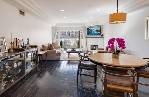 Studio City Condo | Cozy 3-bedroom condo with WiFi, fitness room in nice Los Angeles- Studio City