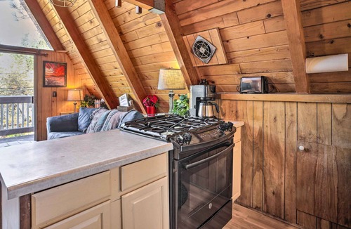 Arrowbear Lake Cabin | Cozy A-Frame w/Hot Tub Near Arrowbear Lake!