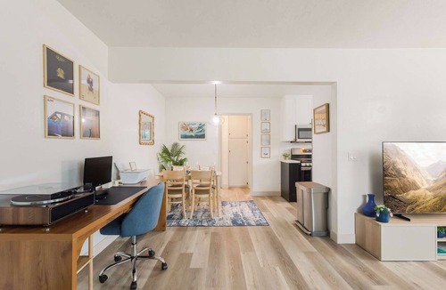 Hillcrest Apartment | Cozy Coastal 1 Bedroom in Heart of Hillcrest