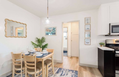 Hillcrest Apartment | Cozy Coastal 1 Bedroom in Heart of Hillcrest