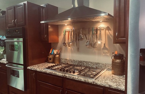 Madison House | Cozy Country Home - Sportsman & Outdoor Enthusiasts Welcome