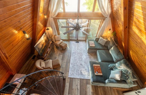 Decatur House | Cozy lakefront Aframe w hot tub & dock