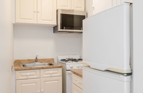 Midtown South Apartment | Cozy Light-filled Skylight Studio in Chelsea