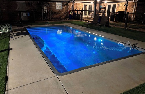Milton House | Cozy Private Room-Queen&Full Bed, Hot Tub Pool Pets Welcome!