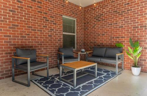 Crestview House | Cozy Retreat with Patio, Big Kitchen and Fishing Nearby