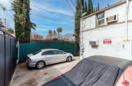 Studio City Apartment | Cozy Single Studio apartment . Studio City