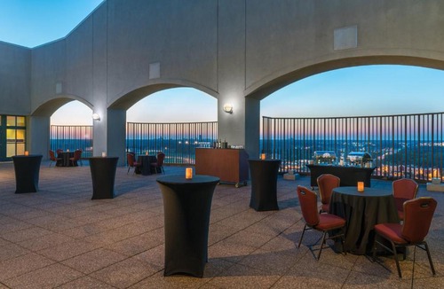 Springfield Hotel | Crowne Plaza Springfield Convention Center by IHG