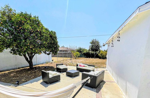 Lennox House | Cubier - Eclectic SoFi-Adjacent 3BR House - HM-CUL