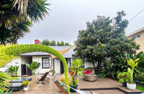 Ladera Heights House | Cubier: Scenic Manor of Inglewood (SHW-LAD)