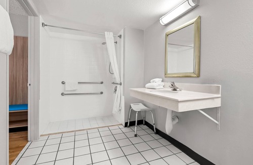 Northwest Anaheim Hotel | Days Inn by Wyndham Buena Park