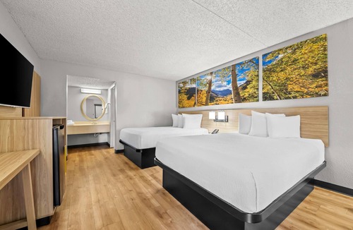 Northwest Anaheim Hotel | Days Inn by Wyndham Buena Park