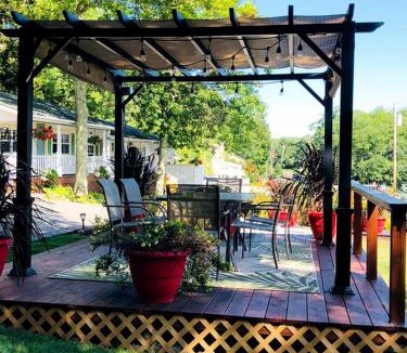 Lincolnville House | Delightful Room for Couples in a Bed and Breakfast near Camden, Maine