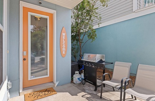 Villages of Crystal Beach House | Designer 5BR Destin Sleeps 14 Dog OK + Pool