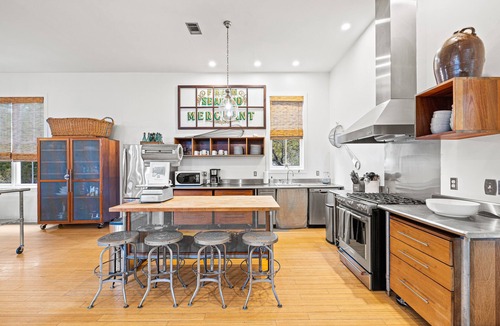 Grayton Beach House | Dog Friendly +5 minute walk to PUBLIC BEACH & Red Bar +Private Pool +Bikes