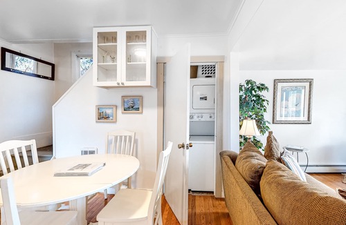 Owls Head Cottage | Dog-friendly cottage with amazing bay views & deck - snowbirds welcome