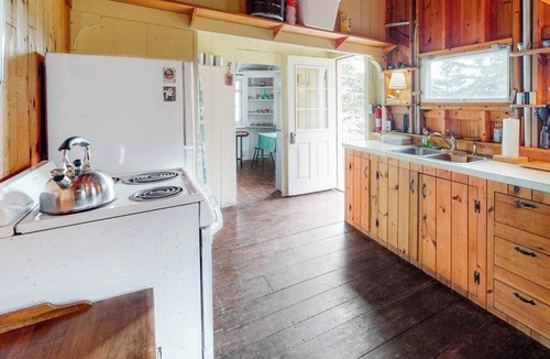 Port Clyde Cabin | Dog-friendly oceanfront cottage with views