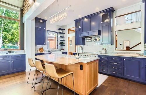 Lower Arapahoe House | Downtown Boulder Gem – Stylish 5BDR by the Creek
