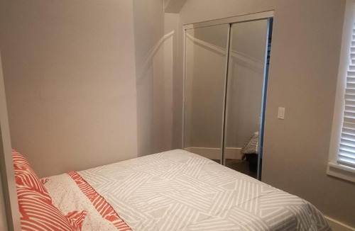 East Village Apartment | DOWNTOWN LONG BEACH