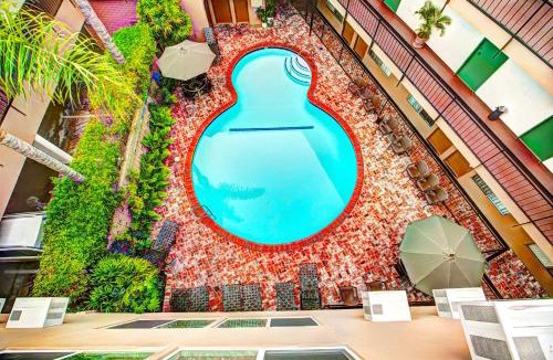 Greater Wilshire - Hancock Park Hotel | Dunes Inn - Wilshire