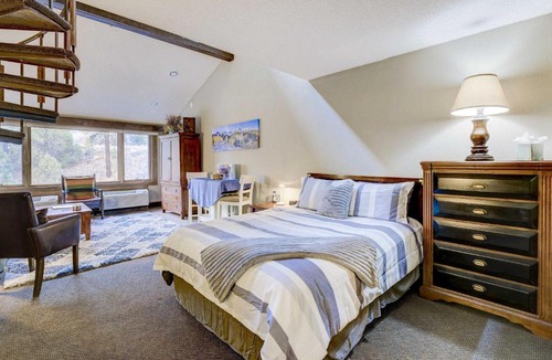 Purgatory Apartment | Durango Lofted Studio ~ 9 Mi to Purgatory Resort!