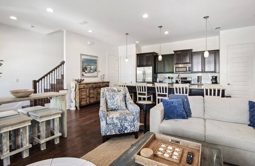 Dune Allen Beach House | Easy walk to 30A/Beaches, Golf Cart Included!