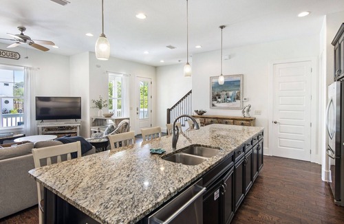 Dune Allen Beach House | Easy walk to 30A/Beaches, Golf Cart Included!