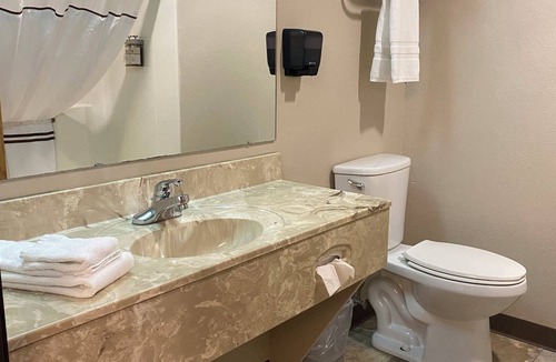 Edmore Hotel | Edmore Inn