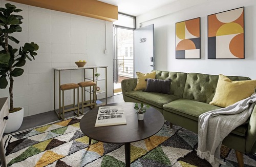 Virginia Highland Apartment | Eleanor Rigby Summary