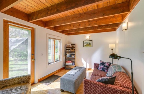 Ellsworth House | Ellsworth Home ~ 18 Mi to Acadia Nat'l Park!