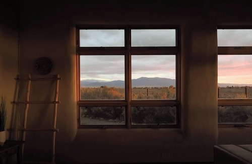 El Prado House | Endless Sage/Stunning Views/Cedar Hot Tub/Records