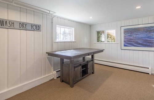 Cape Neddick House | ENJOY THIS STUNNING HOME WHILE SOAKING UP THE SALTY MAINE AIR at Ocean Crush!