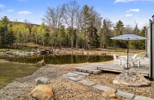 Lincolnville House | Enjoy tranquil pond views at The Pond House in Lincolnville, ME—2300 sq ft, 3 beds