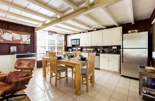 Beach Barber Tract House | Escape to La Jolla! Secluded MidCentury WindanSea Beach Bungalow, Bikes, Hot tub