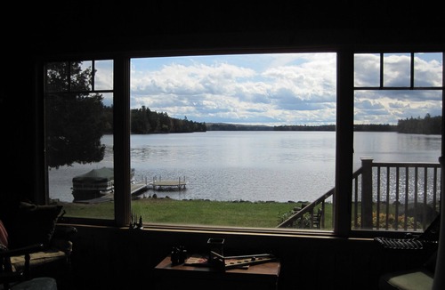 Mount Vernon House | Executive Lake House