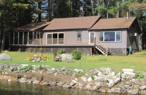 Mount Vernon House | Executive Lake House