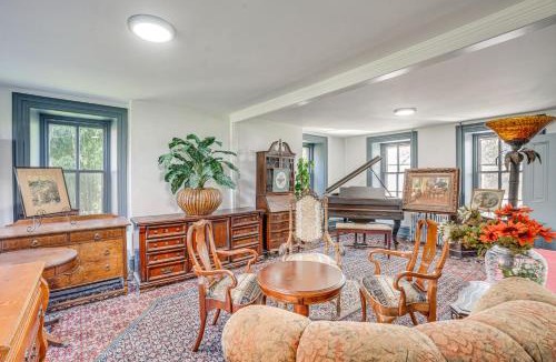 Norristown House | Experience a 17th-Century Spring Manor